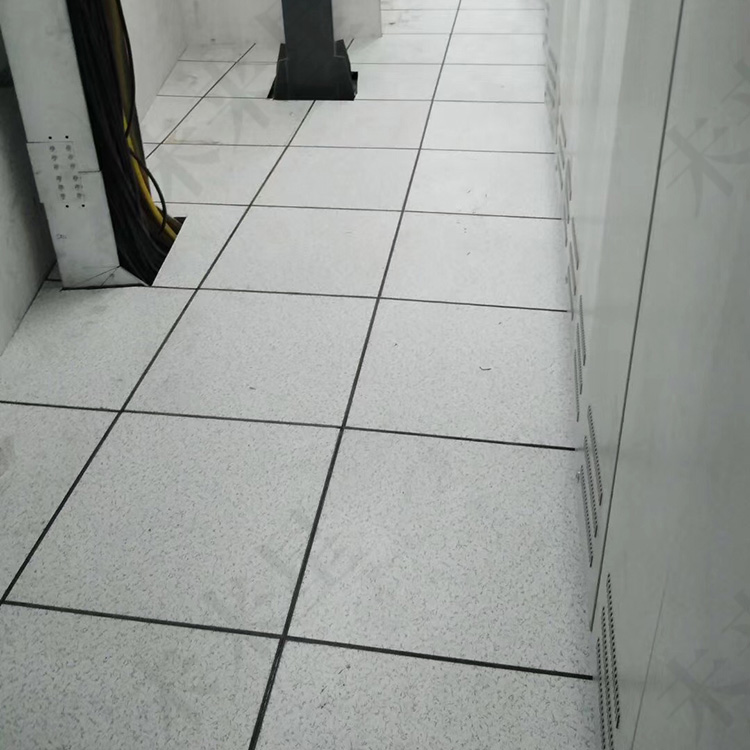 防靜電活動地板